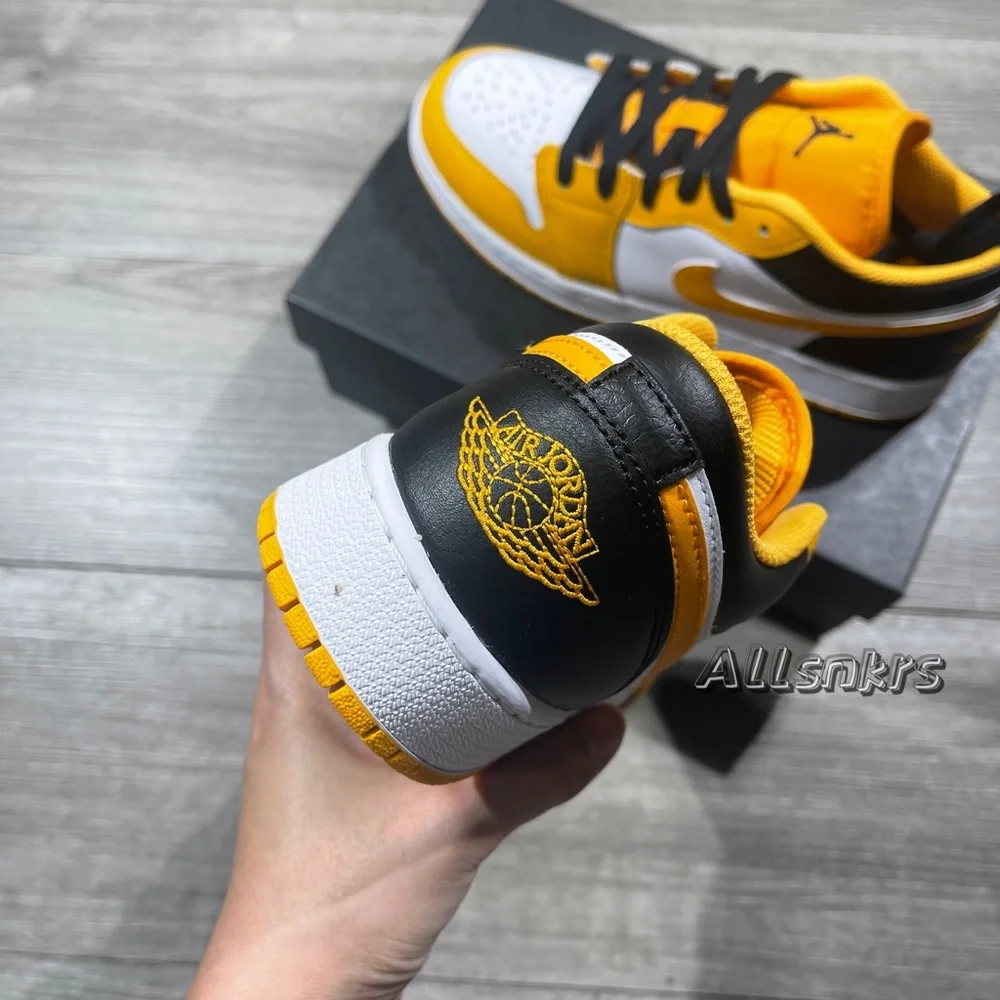 Air Jordan 1 Low GS TAXI 🚕 Shoes Sneakers - Picture 4 of 10